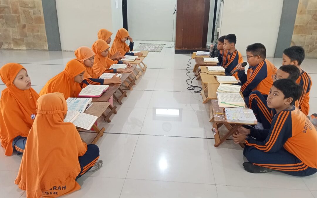 Tadarus Jum’at SD Terbaik SDIT Al Ibrah Menyemai Cinta Al-Qur’an
